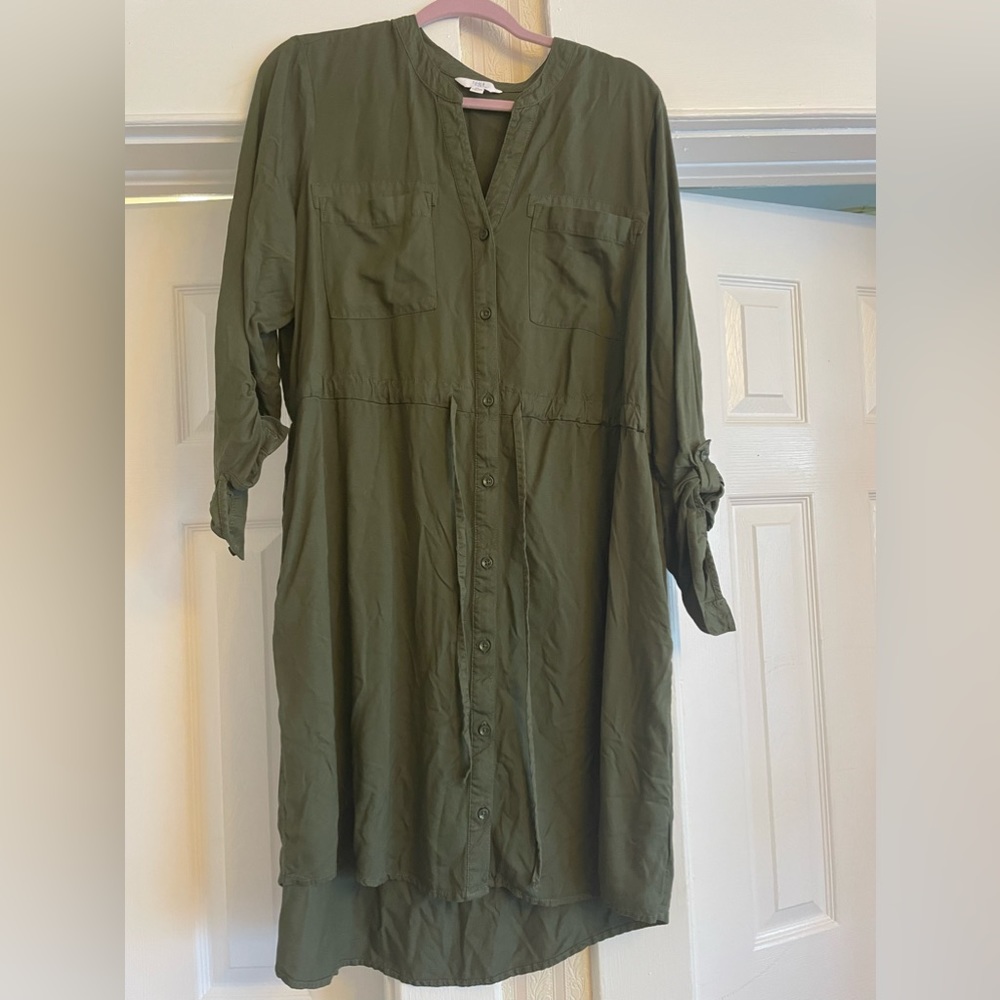 Dress with pockets